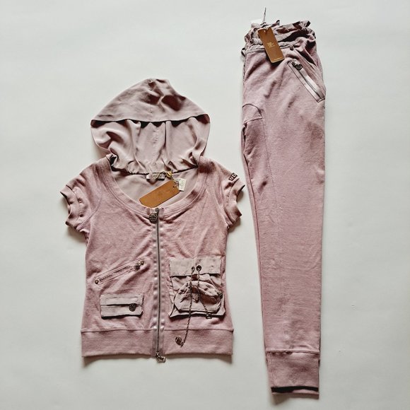 New VDP Italian Pink Set Top & Pants with Swarovski Crystals Size 42